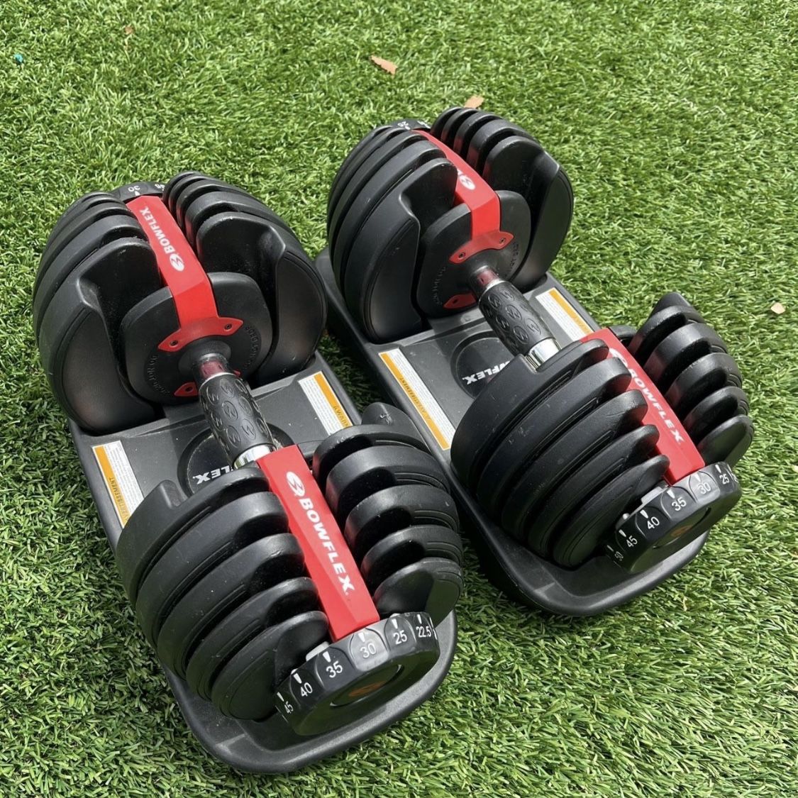 Bow flex Adjustable Dumbbells & Barbell