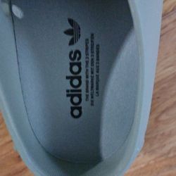 Adidas Brand New Orig 60. Asking 25