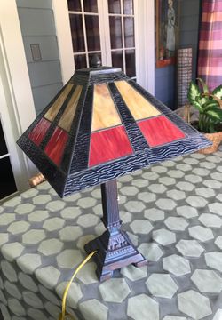 Stained glass lamp