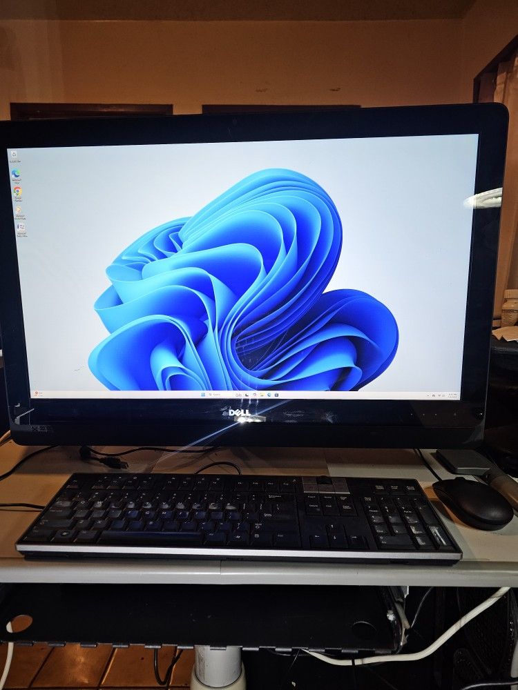 Dell XPS One 27 Touchscreen All In One PC. i7-3.10GHz-CPU 8GB of Ram 2TB HDD GPU: NVIDIA