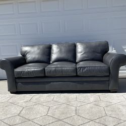 Like new Broyhill Leather sofa