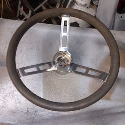 Steering Wheel For A Boat Or Go Cart?? Shaft Style 
