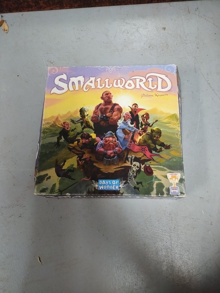 MOVING SALE! SmallWorld Game