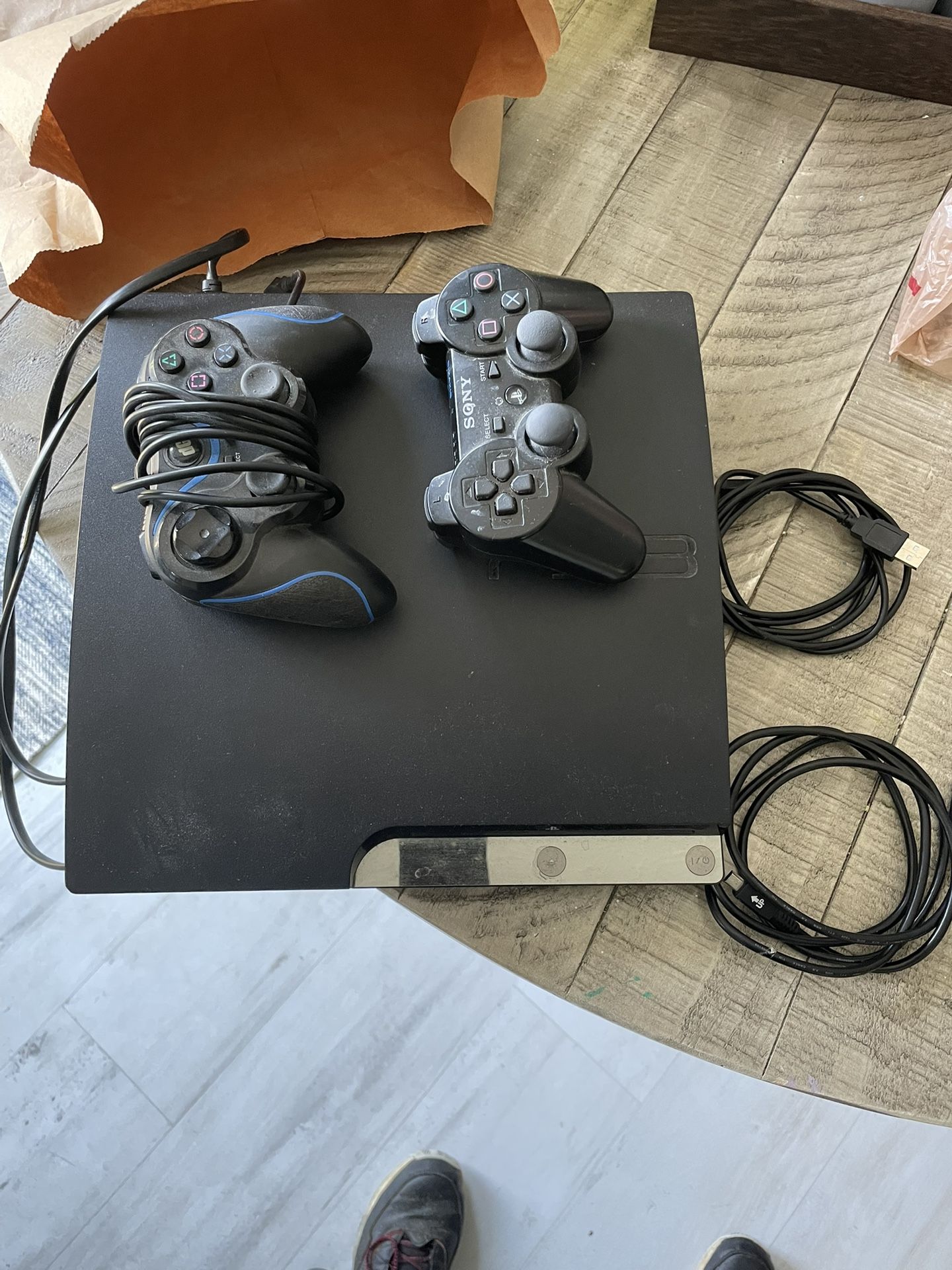 PlayStation 3, with 16 Games &two Controllers 