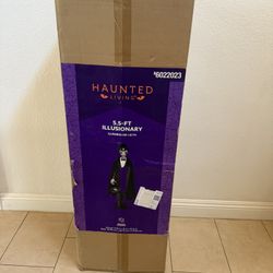 Halloween Illusionary, Skeleton Statue, Brand New Inbox
