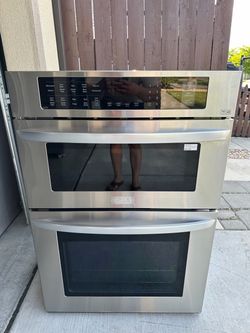LG Microwave Oven