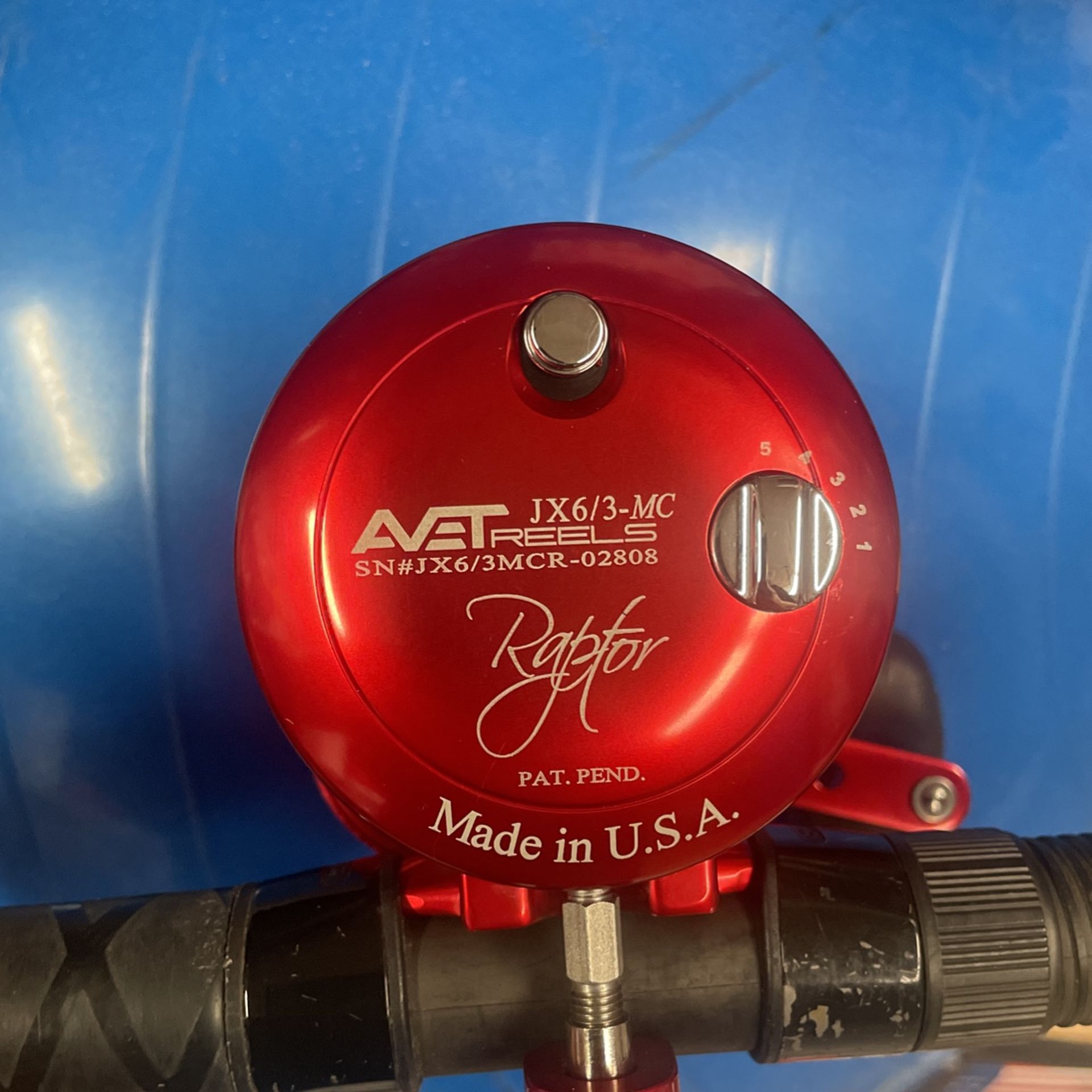 Avet Raptor JX Súper Seeker Rod Combo