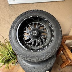 20" TIS WHEELS 544BM GLOSS BLACK