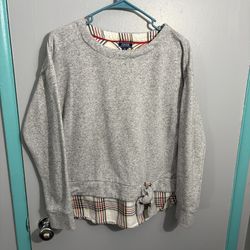 IZOD Women’s Tie-Front Grey And Plaid Scoop Neck Long sleeve Sweatshirt Size M
