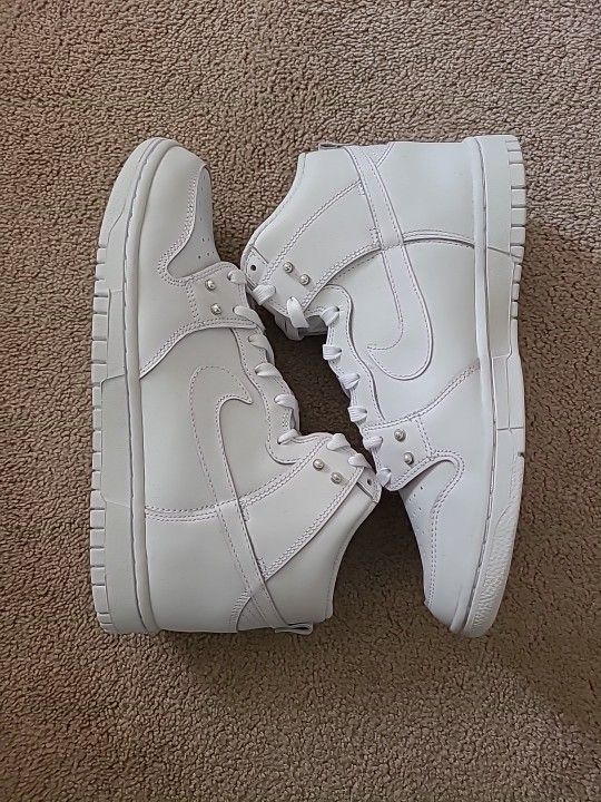 Wmns Nike Dunk High Se Size 9.5wmns / 8 Men