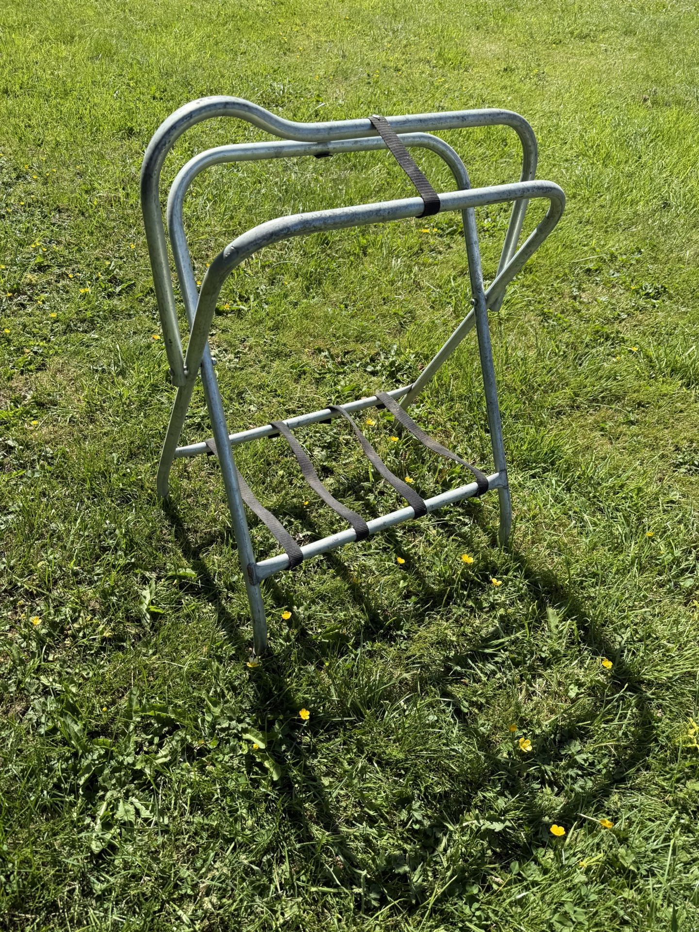 Portable Saddle Stand