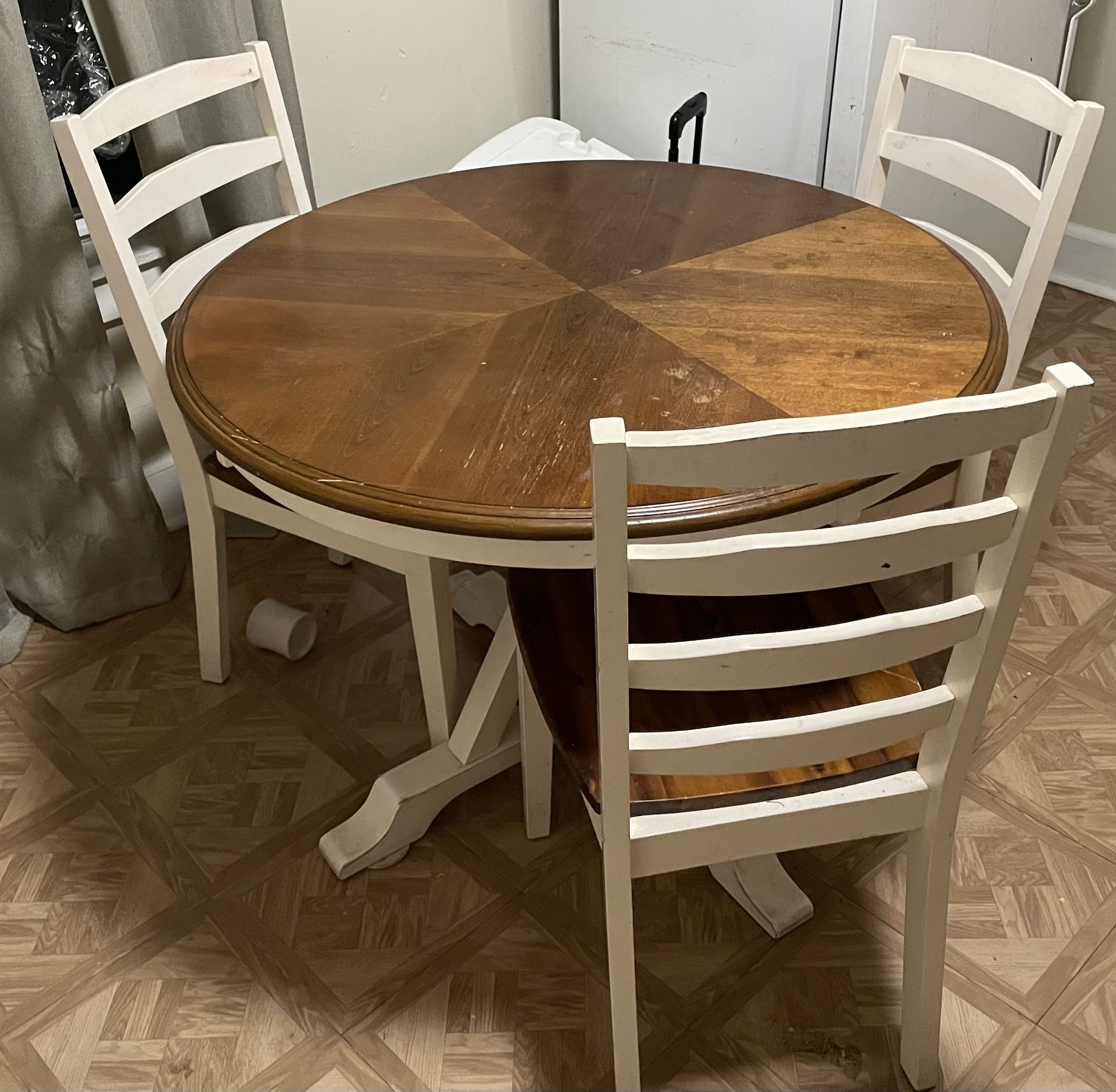 Table W/ 4 Chairs
