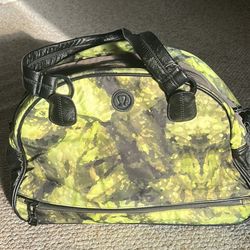 Rare Lululemon Still Groovy Bag