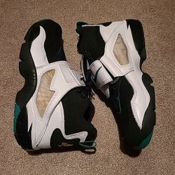 Nike Air Diamond Turf Size 8 Men 
