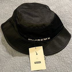 Supreme Bucket Hat 