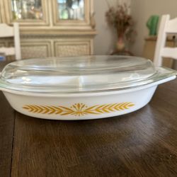 Vintage Pyrex Royal Wheat Divided Serving Dish With Lid 