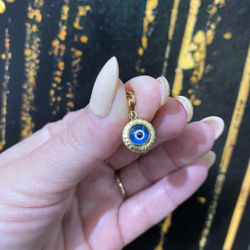14k EYE BLUE RING 