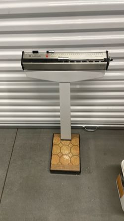Scale - Doctors scale model 230 Health O meter