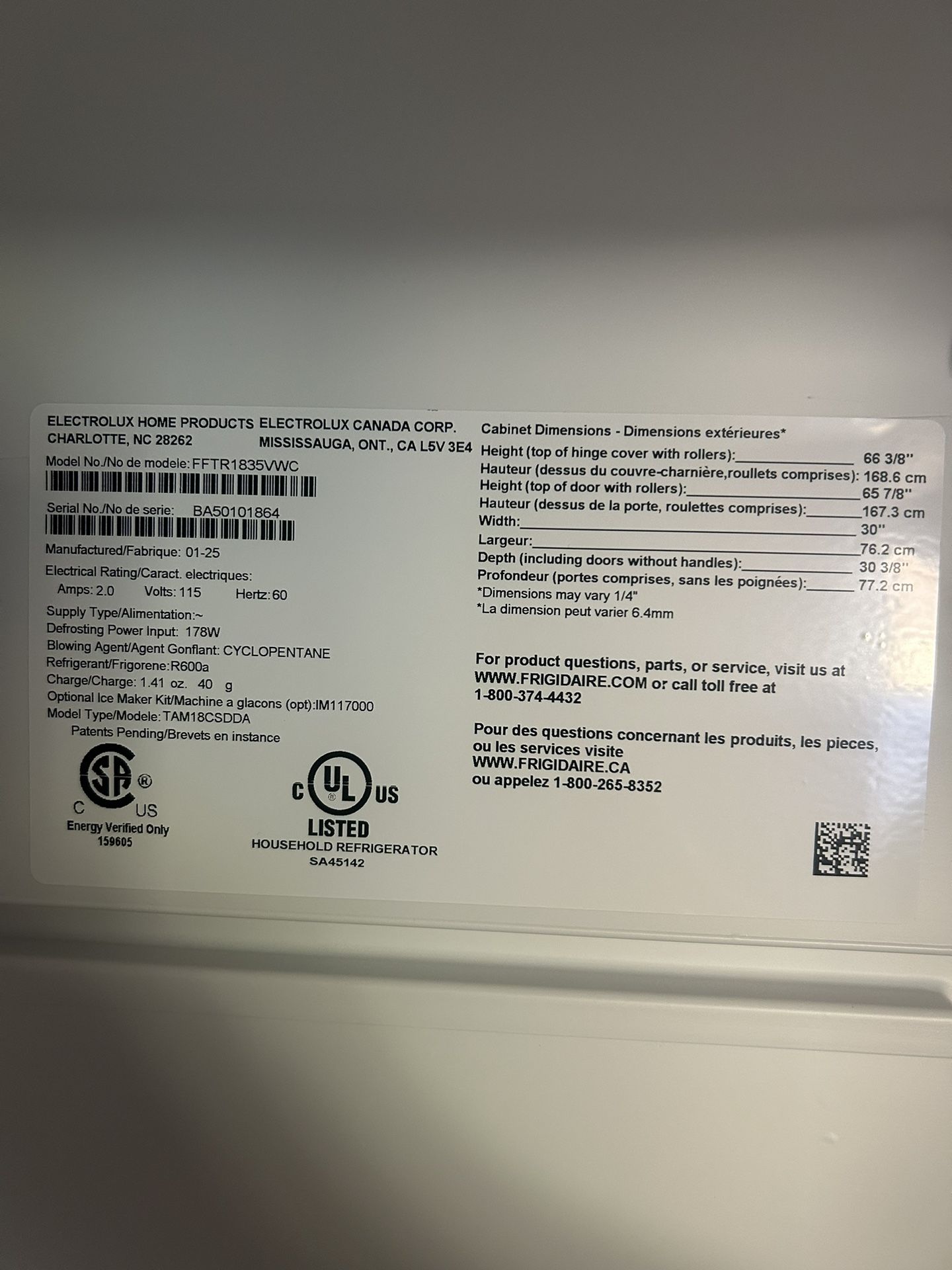 Frigidaire Refrigerator! Brand New ! Never Used !!! 550$ OBO!!!!