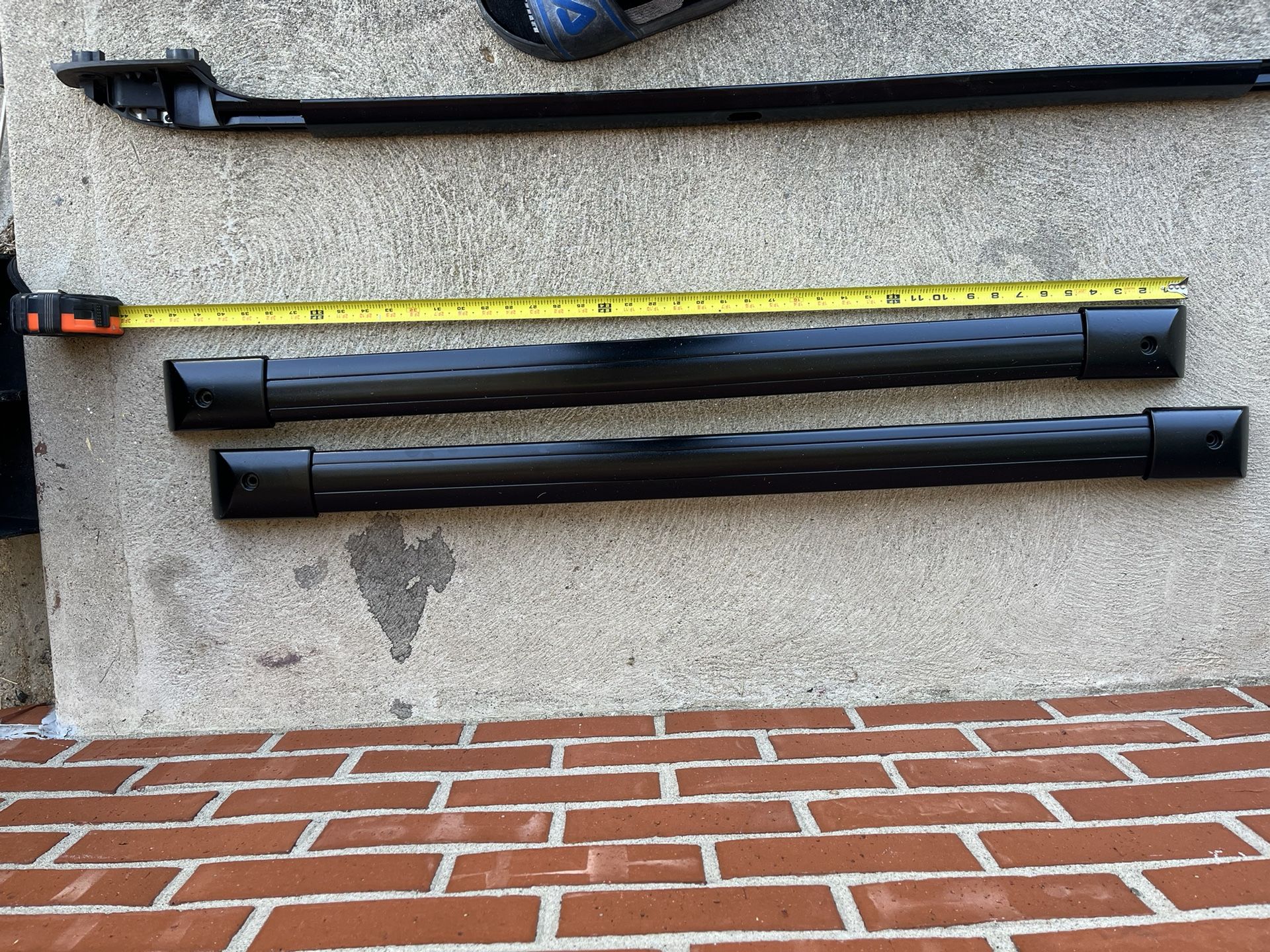 Heavy-duty roof rack with reinforced load support for Honda Odyssey models 2007–2011