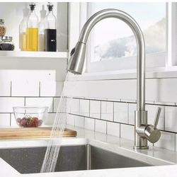 Faucet Kitchen 5 Disponible