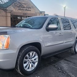 2007 GMC Yukon XL Runs Excellent 