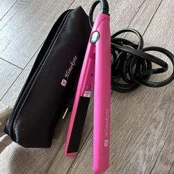 Compact Pink Hair Straightener – Travel Size with Case