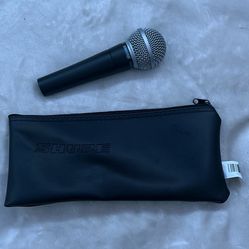 Shure SM58 with Pouch and XLR Cable