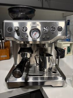 Breville Barista Express Espresso Machine