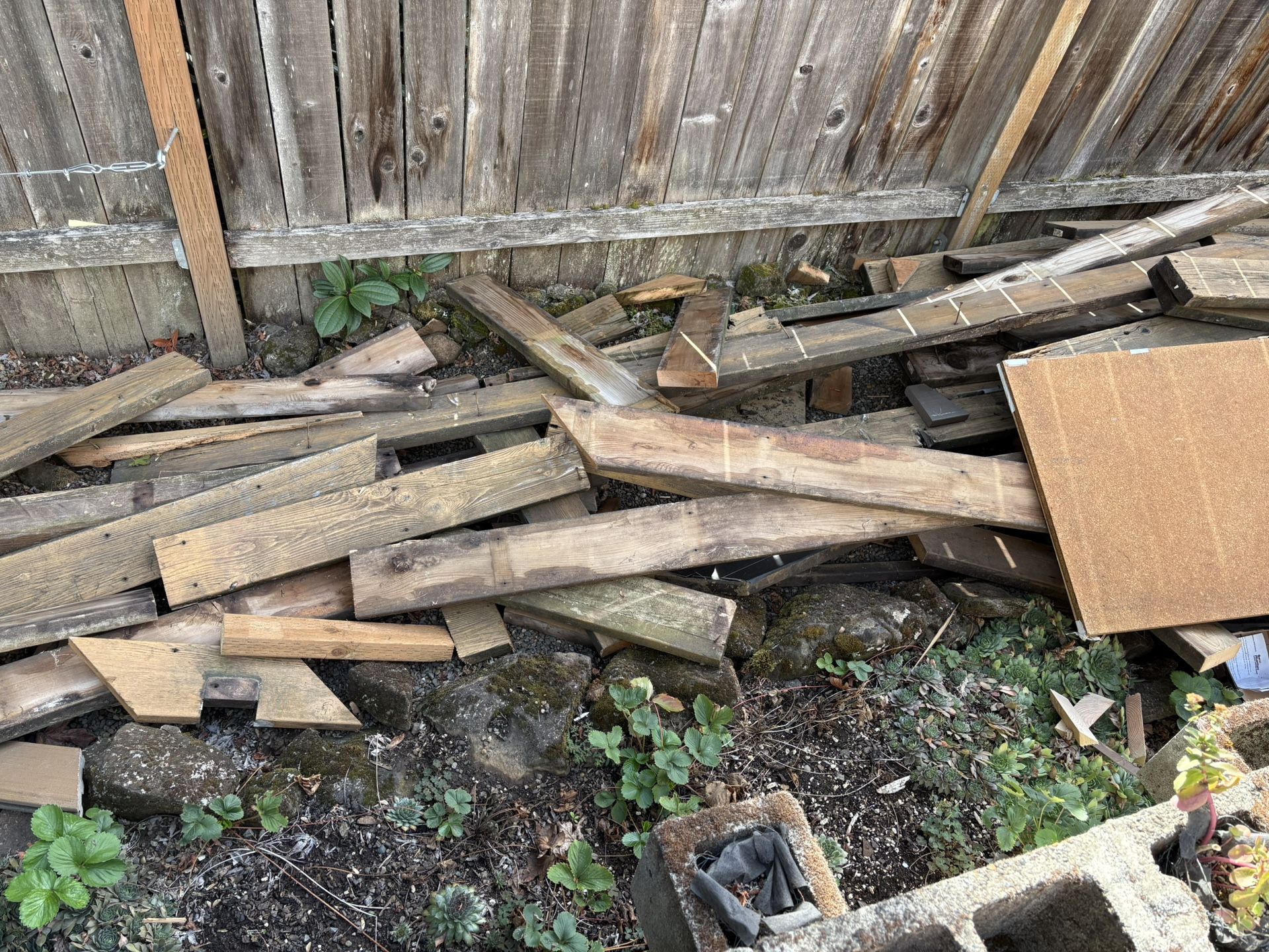 Free Used Deck Boards/Wood