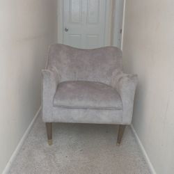 GREY LOUNGE CHAIR