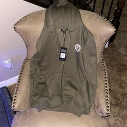 (BRAND NEW) True religion Jacket. (SIZE M)
