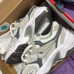 Nike Grey And White 7.5