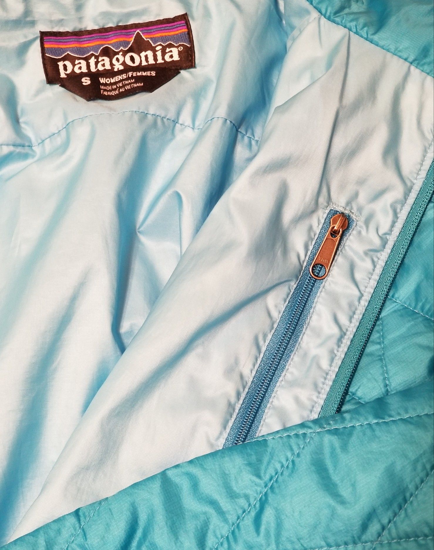 Patagonia Women's Puff Jacket Size Small