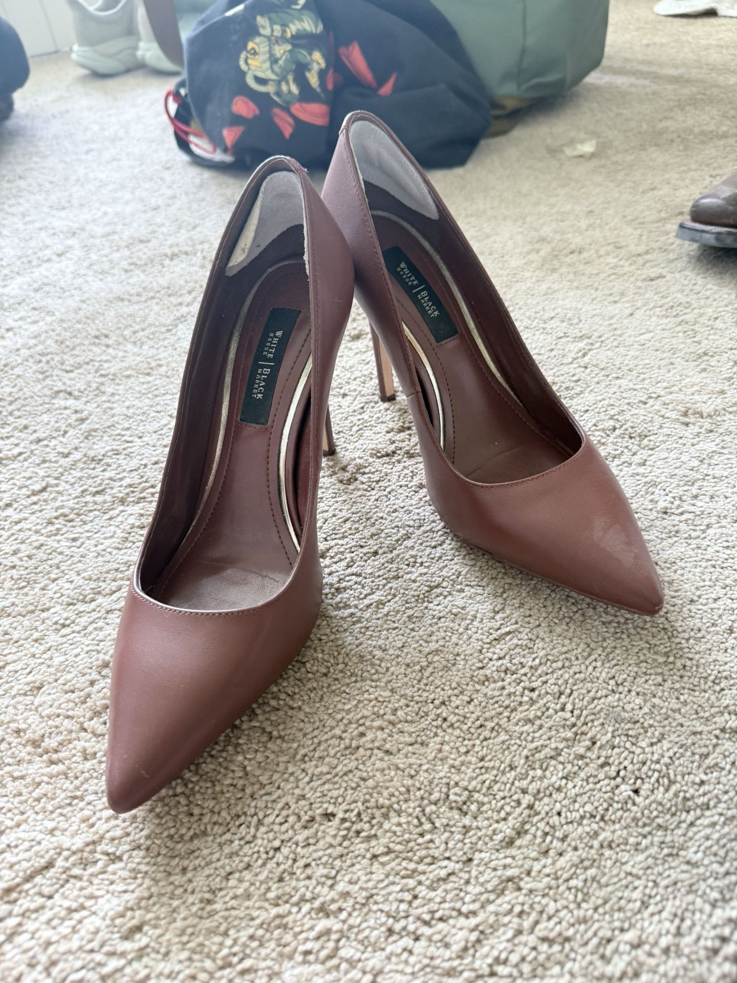 White House Black Market Size 7 New