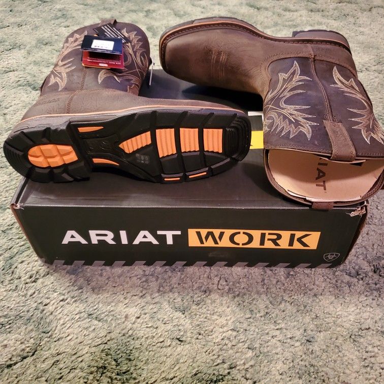 MENS ARIAT WORK BOOTS 12D BRAND NEW