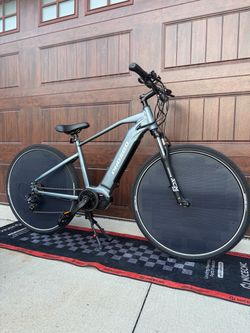Phosgo Go5 Ultra — Worlds First Solar E-Bike