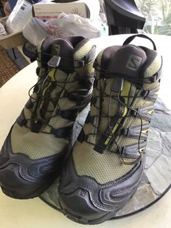 Salomon Men XA PRO 3D Gore-Tex WP Trail Running  Man Size 10/1/2. Perfect Condition.