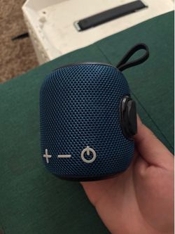 BLUETOOTH speaker