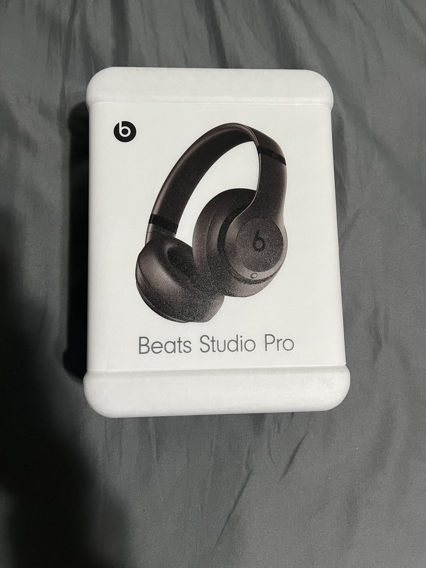 Beats Studio Pro