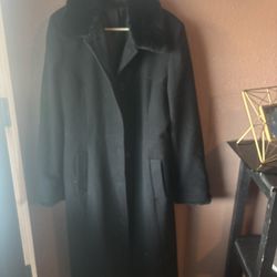 Woman’s Coat size 16