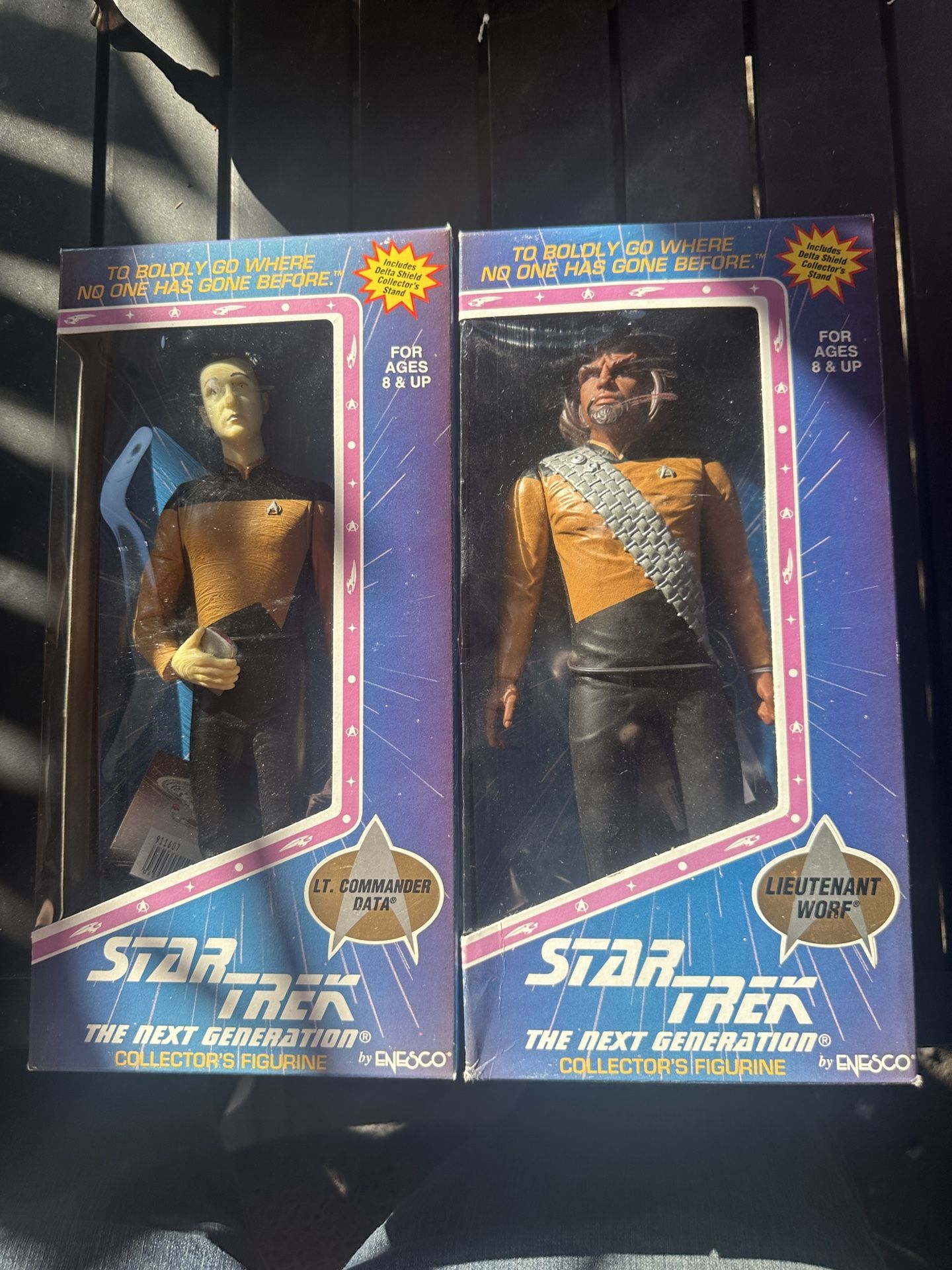 Worf and Data 1994 action figures Paramount pictures