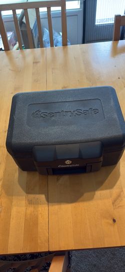 Sentry Safe with three keys p/u 98008