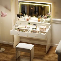 Makeup Vanity