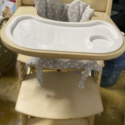 Abbie Dupe High Chair 