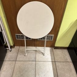 small metal table Size 20 X20