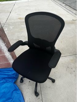 Office chair new