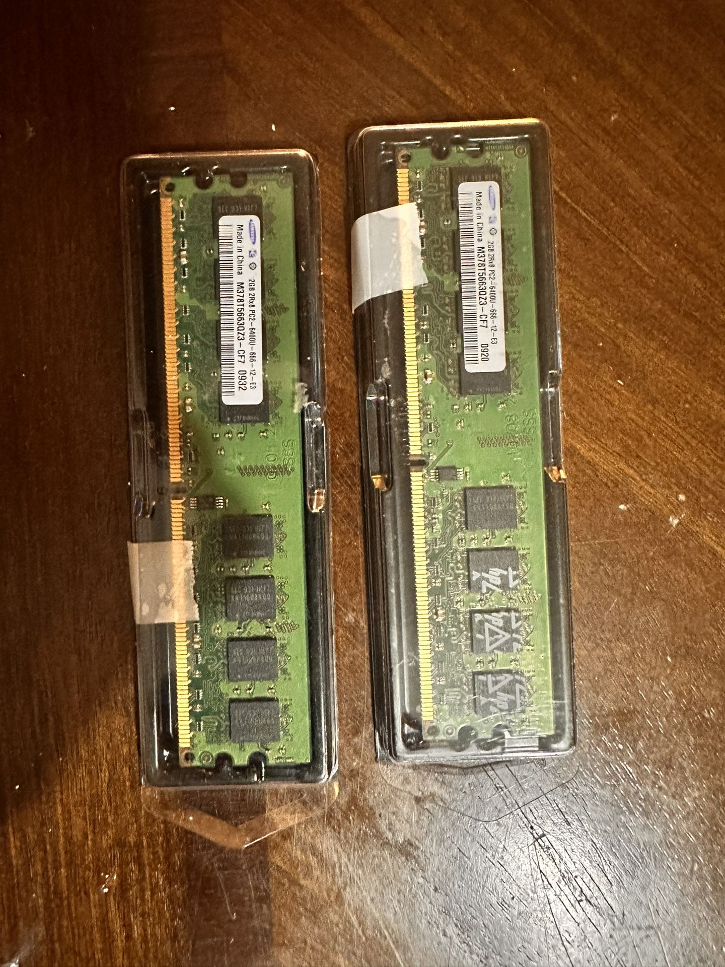 Samsung. 4Gb(2x2) Ddr2 Pc2 RAM