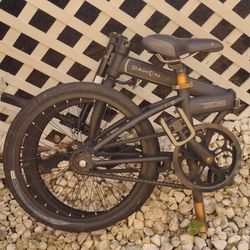 Dahon FOLDING BIKE