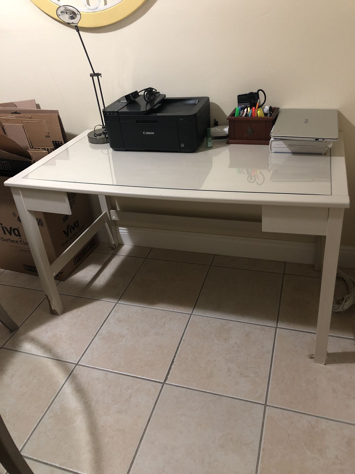 Desk $20